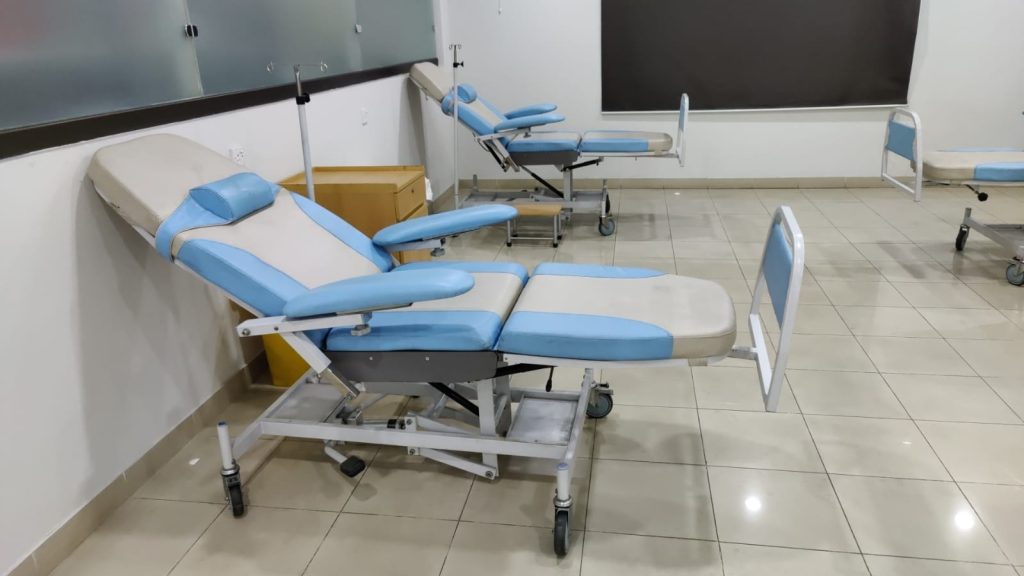 Hydraulic & Manual Beds