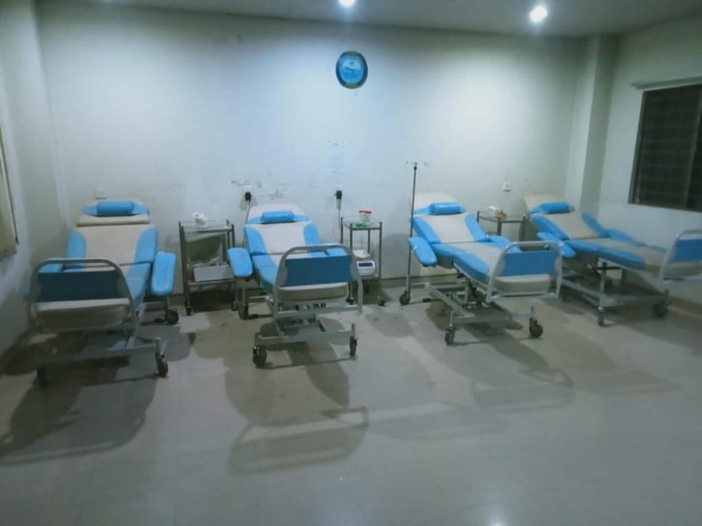 Examination couches